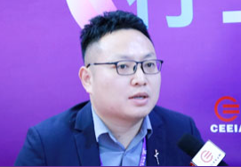 ����������������׌���ܻ��x�ܽ������£��c������δ��